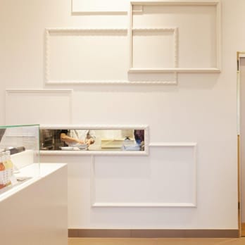 WA Cafe - Patisserie/Cake Shop Near Me - London, XGL