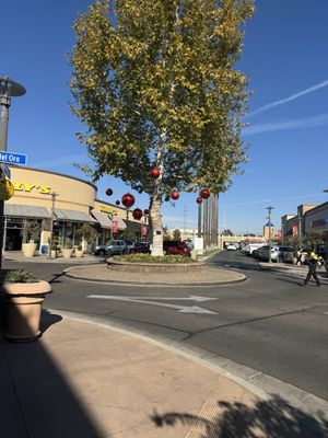 River Park Shopping Center by null