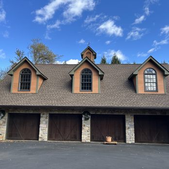 Kings Painting - Barn dormers and garage doors - Painters Near Me Kings Painting - Barn dormers and garage doors - Painters Near Me