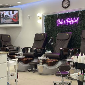 Pink and Polished - Interior - Nail Salons Near Me - Atlanta, Georgia