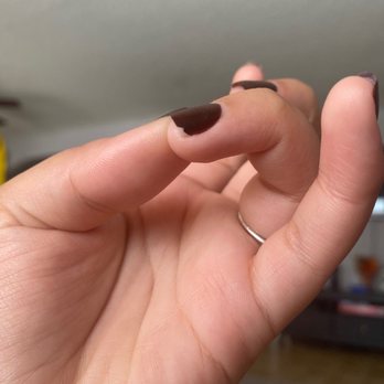 Crystal Nails And Spa - chipped nail after a couple hours - Nail Salons Near Me - Hialeah, Florida Crystal Nails And Spa - chipped nail after a couple hours - Nail Salons Near Me - Hialeah, Florida