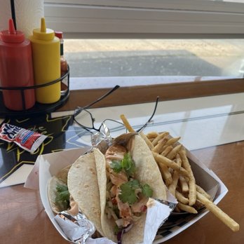 Skosh - Salmon tacos with french fries - Burgers Near Me - Waldport, Oregon Skosh - Salmon tacos with french fries - Burgers Near Me - Waldport, Oregon
