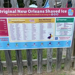 Pelican's SnoBalls - Look at all these choices!!!