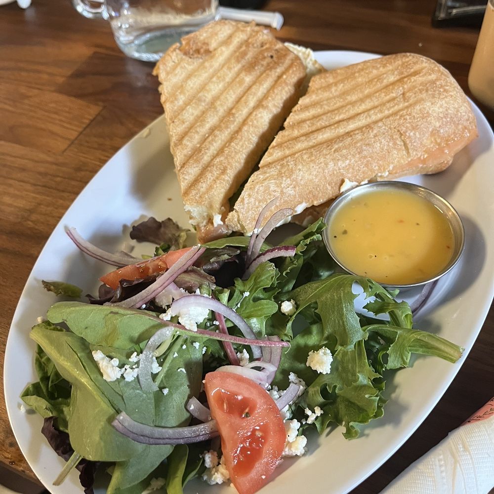 Baldwin Perk - Salmon Panini - Cafes Near Me - Orlando, Florida