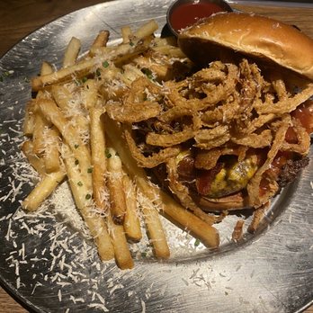 Eureka! - Cowboy burger - American Near Me - Las Vegas, Nevada