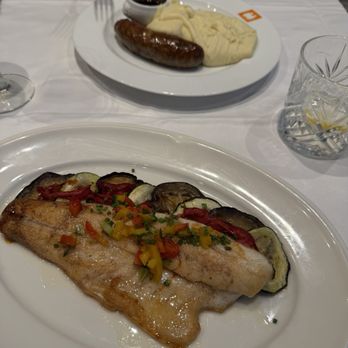 Ambassade d’Auvergne - Bistros Near Me - Paris, 75 Ambassade d’Auvergne - Bistros Near Me - Paris, 75