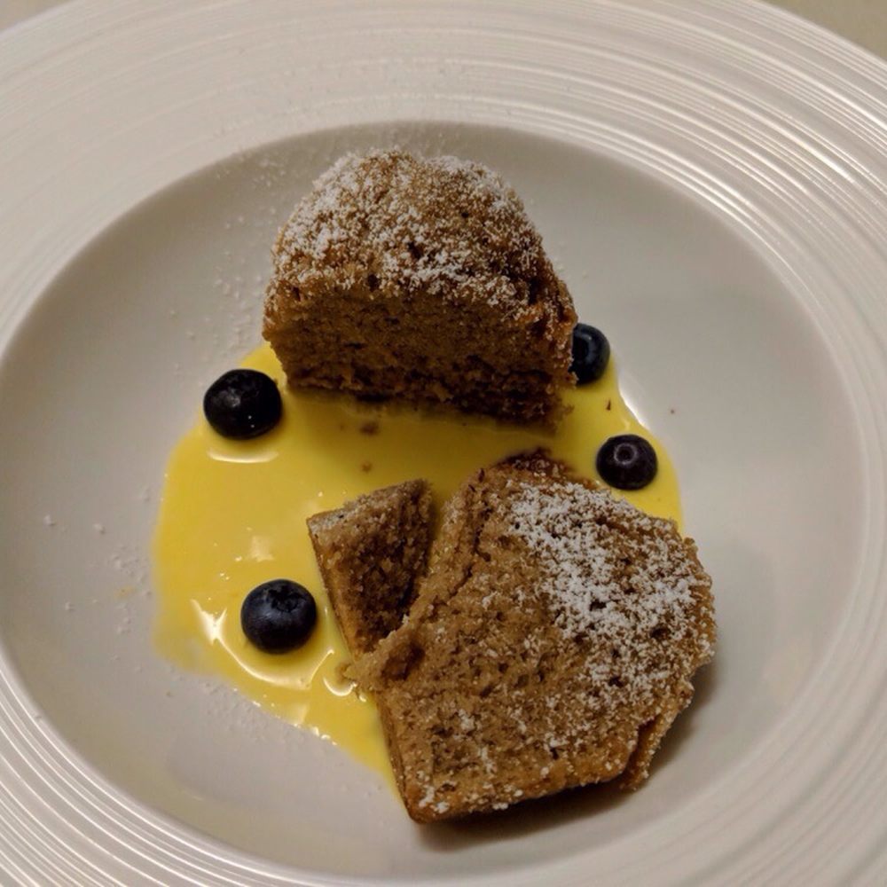 Il Cavatappi - Local spice cake with blueberries and custard sauce. Yes! - Italian Near Me - Varenna, LC