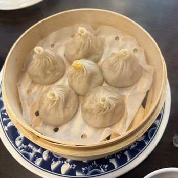 La Salle Dumpling Room - Pork with Crabmeat Xiao Long Bao- - Asian Fusion Near Me - New York, New York La Salle Dumpling Room - Pork with Crabmeat Xiao Long Bao- - Asian Fusion Near Me - New York, New York