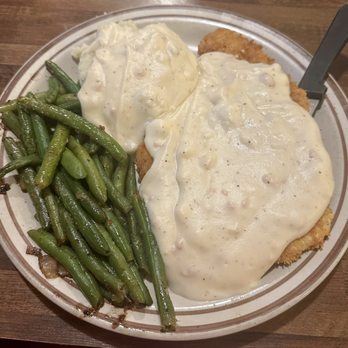 Wagon Wheel Restaurant - Fried chicken breast with mashed potatoes, gravy and green beans. - American Near Me - Needles, California Wagon Wheel Restaurant - Fried chicken breast with mashed potatoes, gravy and green beans. - American Near Me - Needles, California