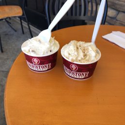 Cheesecake ice cream