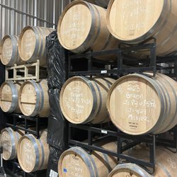 Al Lago Wines