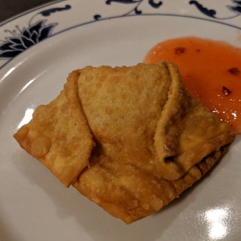 Royal Cantonese Restaurant - Crab rangoon - Chinese Near Me - Mundelein, Illinois Royal Cantonese Restaurant - Crab rangoon - Chinese Near Me - Mundelein, Illinois