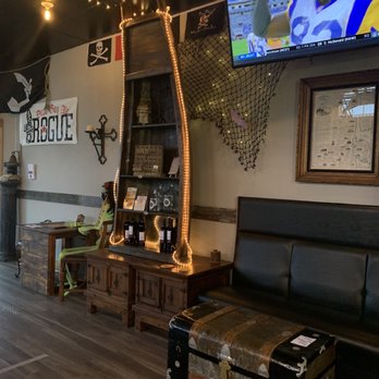 Worlds End Public House - Sports to watch - Pubs Near Me - Long Beach, Washington Worlds End Public House - Sports to watch - Pubs Near Me - Long Beach, Washington