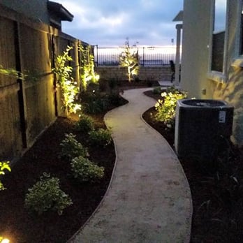 Stonebrook Landscapes - The side yard is breathtaking and inviting - Landscape Architects or Designers Near Me - Escondido, California Stonebrook Landscapes - The side yard is breathtaking and inviting - Landscape Architects or Designers Near Me - Escondido, California