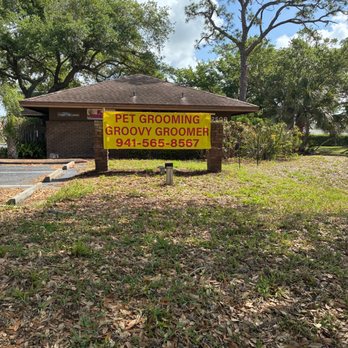 Groovy Groomer Pet Spa - front - Pet Groomers Near Me Groovy Groomer Pet Spa - front - Pet Groomers Near Me