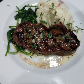 Fresco - 8oz NY Strip steak with mashed potatoes - Italian Near Me - West Warwick, Rhode Island