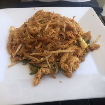 Sky Thai Sushi - Pad Thai. - Sushi Bars Near Me - Fort Lauderdale, Florida Sky Thai Sushi - Pad Thai. - Sushi Bars Near Me - Fort Lauderdale, Florida
