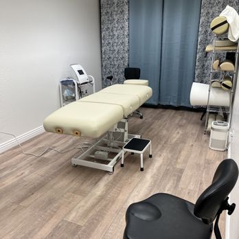Modern Electrolysis - I have a very large treatment room with plenty of space. - Hair Removal Near Me - San Jose, California