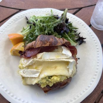 Le Petit Paris - Southside - Cafes Near Me - Jacksonville, Florida