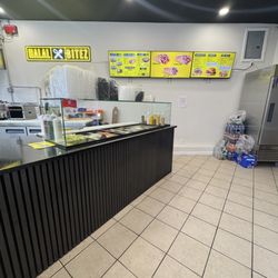 Halal Bitez - Halal Bitez Counter