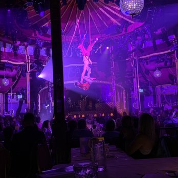 Teatro ZinZanni - One of the acts. - Dinner Theater Near Me - Chicago, Illinois Teatro ZinZanni - One of the acts. - Dinner Theater Near Me - Chicago, Illinois