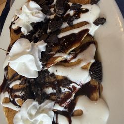 Cookies & Cream Hotcakes