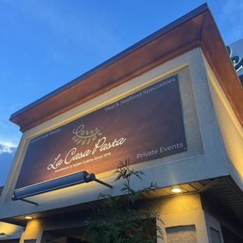 La Casa Pasta Restaurant - Italian Near Me - Newark, Delaware