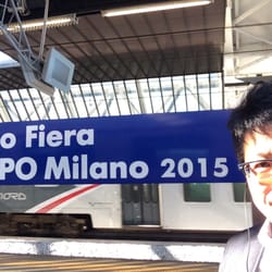 Stazione Rho Fiera Milano - ミラノ万博の最寄駅到着！