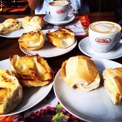JK Pane - Breakfast time!