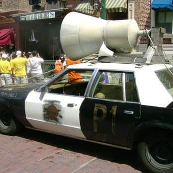 Universal Studios Florida - police car - Amusement Parks Near Me - Orlando, Florida