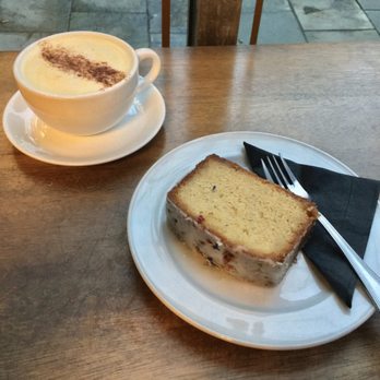 Ciclo - Lemon Loaf, Turmeric Latte - Coffee & Tea Near Me - Vancouver, British Columbia