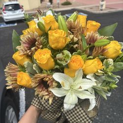 Sierra Vista Flowers - Flowers