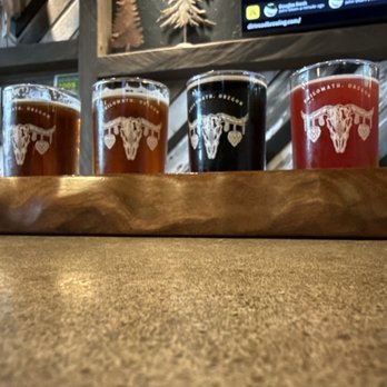 Dirt Road Brewing - Beer flight - Brewpubs Near Me - Philomath, Oregon Dirt Road Brewing - Beer flight - Brewpubs Near Me - Philomath, Oregon