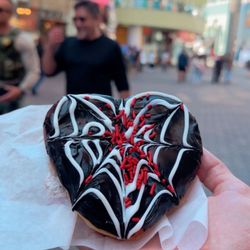 Voodoo Doughnut - Universal City - Whipped cookies n cream IG: @ammysalamii