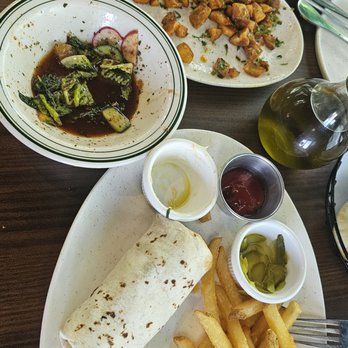 Arabisca Cafe - Mediterranean Near Me - Cypress, Texas