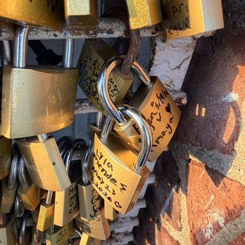 Casablanca Restaurant - Definitely go for your birthday. You get a lock to add to the outside wall. - Mexican Near Me - Venice, California Casablanca Restaurant - Definitely go for your birthday. You get a lock to add to the outside wall. - Mexican Near Me - Venice, California