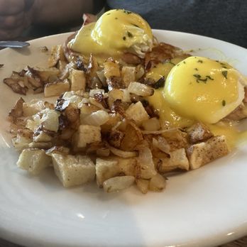 Fat Spoon Cafe - Eggs Benedict and Breakfast Potatoes with grilled onions - Breakfast & Brunch Near Me - Ocean Springs, Mississippi Fat Spoon Cafe - Eggs Benedict and Breakfast Potatoes with grilled onions - Breakfast & Brunch Near Me - Ocean Springs, Mississippi