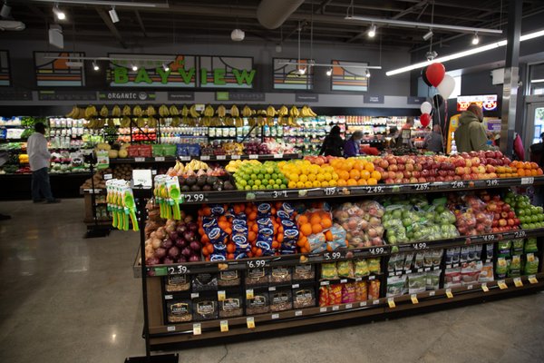 Lucky Bayview by null