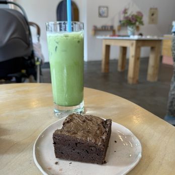 Cloudforest - Matcha and Brownie - Chocolatiers & Shops Near Me - Portland, Oregon