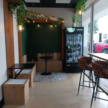 The Bloom Lounge - Comfortable seating areas - Coffee & Tea Near Me - Apopka, Florida The Bloom Lounge - Comfortable seating areas - Coffee & Tea Near Me - Apopka, Florida