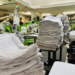 Cedar City House Of Print - Come by the shop! Check out production! We don't hide in a dingy warehouse, we keep our shop as clean as our prints.