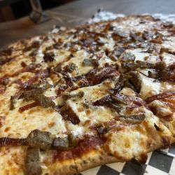 Hounds Tooth Public House