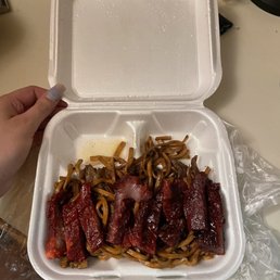 A plate that's missing crab rangoons