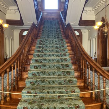 Iolani Palace - Grand Staircase - Museums Near Me - Honolulu, Hawaii Iolani Palace - Grand Staircase - Museums Near Me - Honolulu, Hawaii