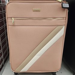 Burlington - 10'7'2023 I love this piece right here!! It's definitely too cutesy for bag check !! Lol