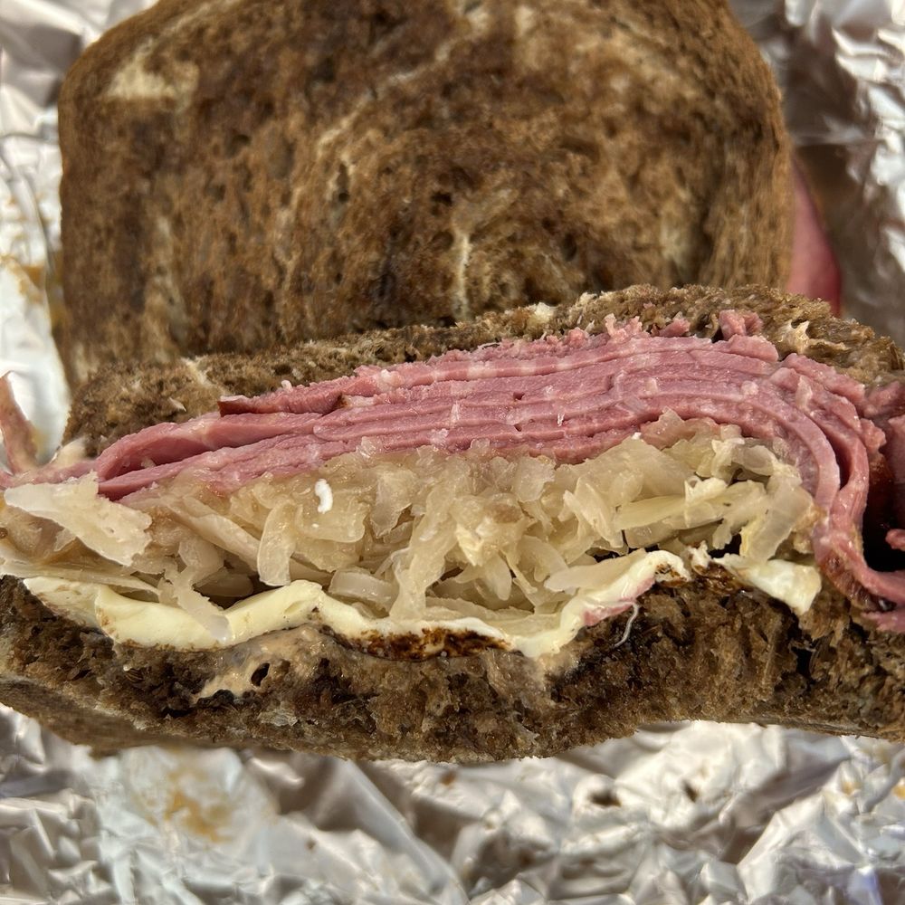 Sopranos Deli - Wagyu pastrami - Delis Near Me Sopranos Deli - Wagyu pastrami - Delis Near Me