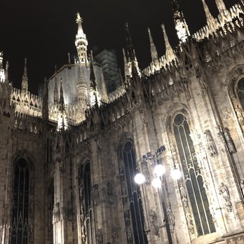 Piazza del Duomo - Public Plazas Near Me - Milan, Michigan
