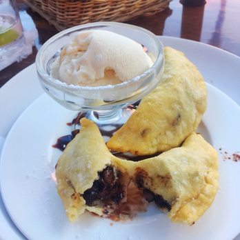 Lola Valentina - Gluten free dark chocolate empanadas with vanilla ice cream - Caribbean Near Me - Isla Mujeres, ROO Lola Valentina - Gluten free dark chocolate empanadas with vanilla ice cream - Caribbean Near Me - Isla Mujeres, ROO