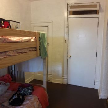 The Mother Road Hostel - Female dorm on the inside - Hostels Near Me - Albuquerque, New Mexico
