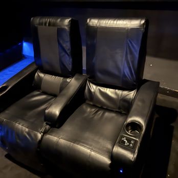 AMC Del Amo 18 - Seats in Dolby Theatre 10 - Cinema Near Me - Torrance, California